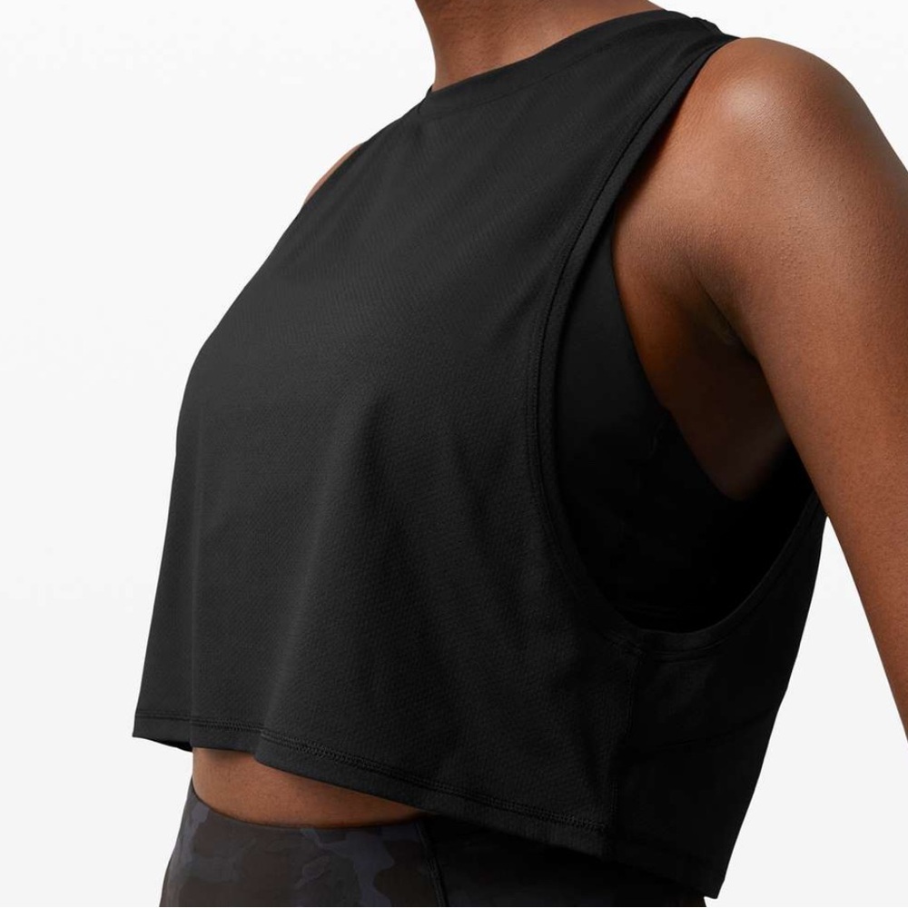 🆕Lululemon muscle love cropped tank top